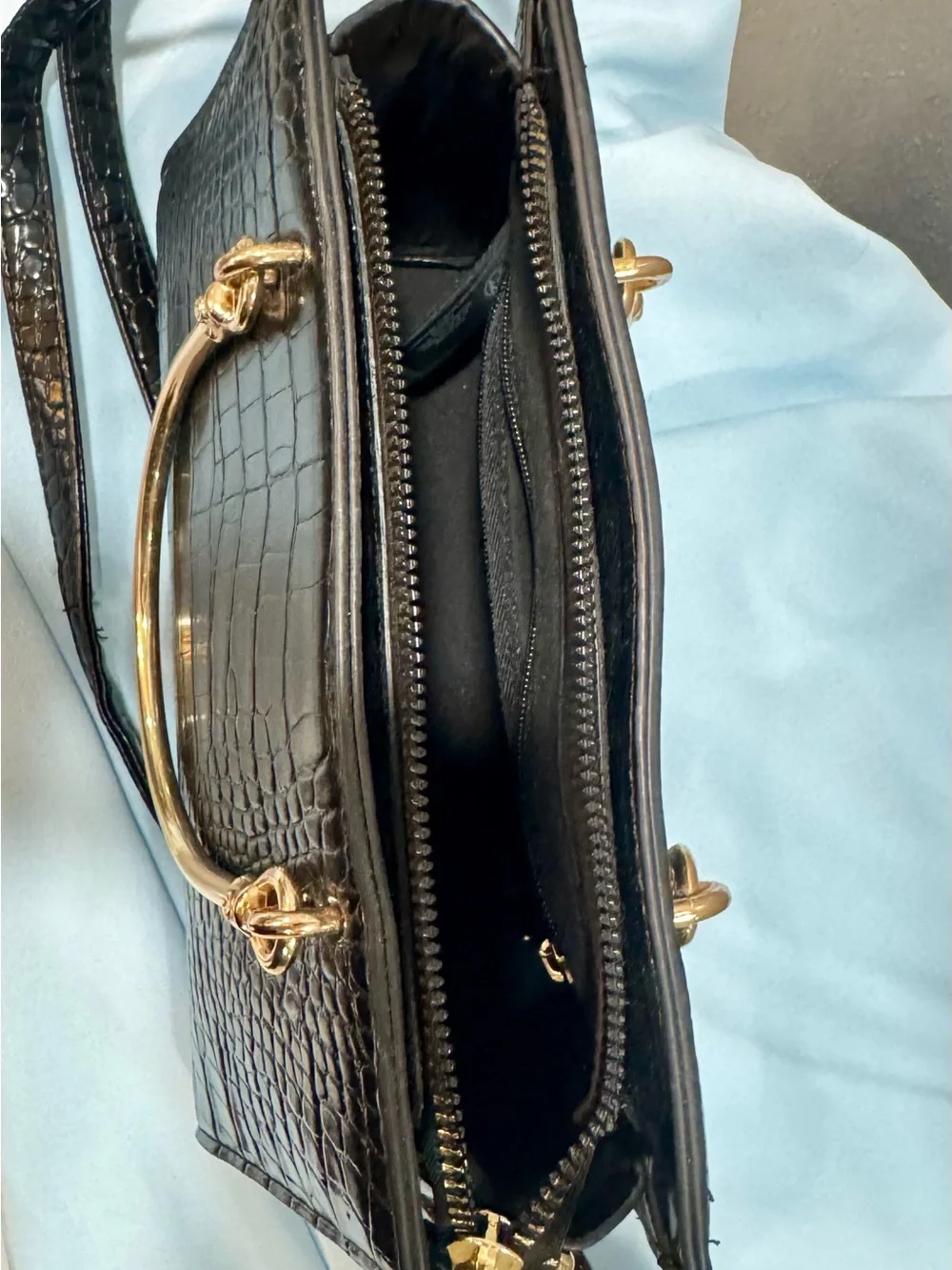 Classic Black Croc-Embossed Women’s Handbag with Gold Hardware